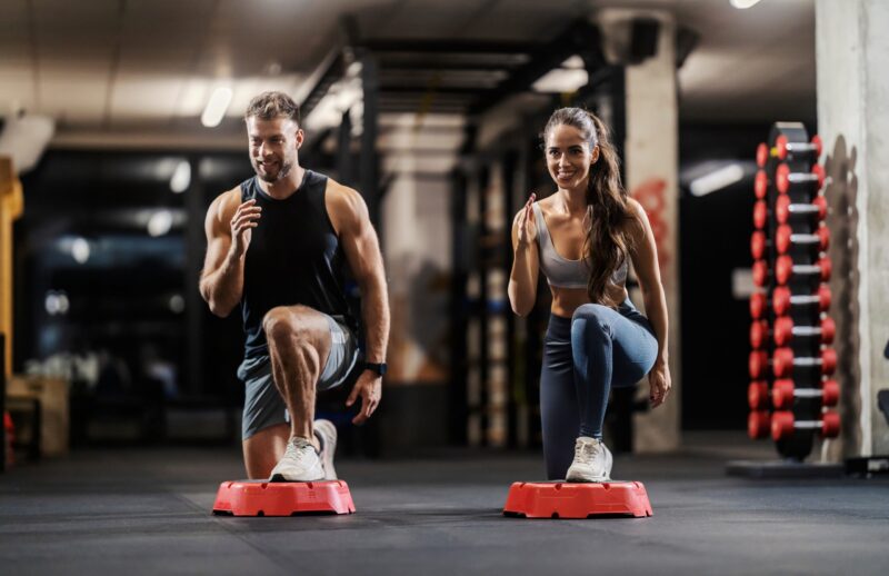 A,Muscular,Couple,In,Shape,Is,Exercising,Gluteus,And,Legs